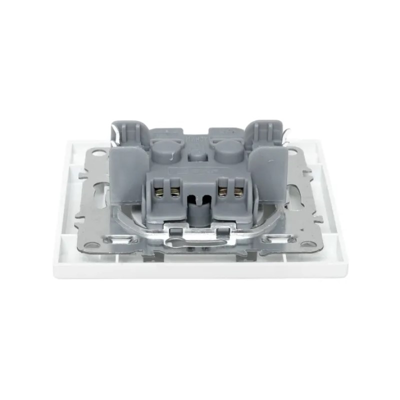 Розетка с/у Минск ERR10-022-100, 1 гнездо, б/з, з/ш, белая