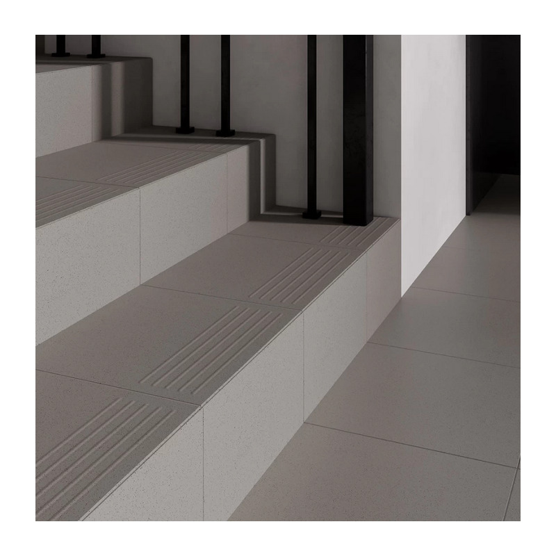 Ступень керамогранит Квадро, светло-серые, 300х300х7 мм