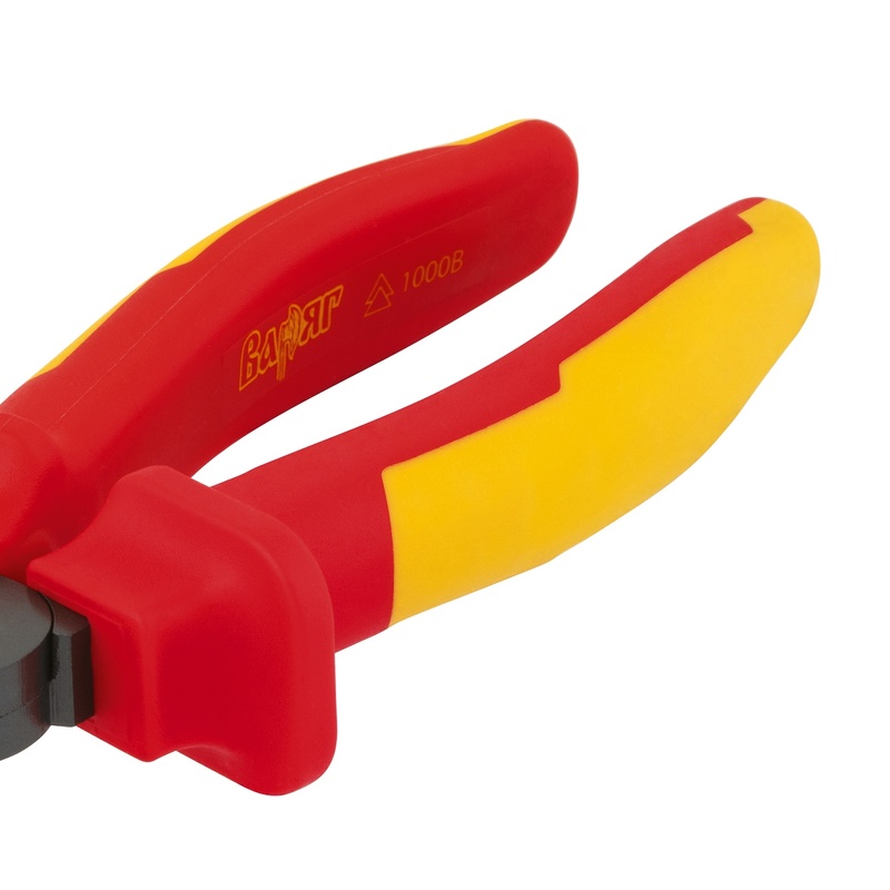 Плоскогубцы Варяг 87022 диэлектрические 1000В, 180 мм