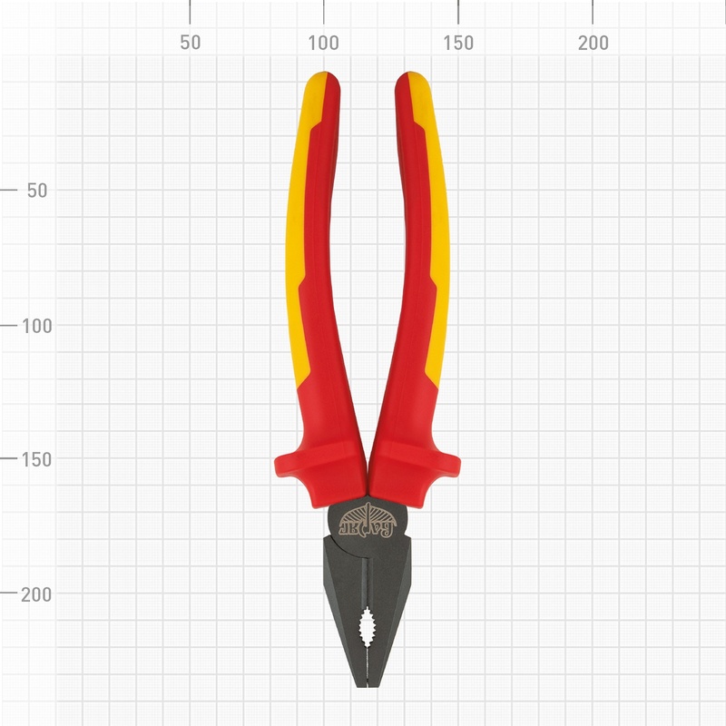 Плоскогубцы Варяг 87023 диэлектрические 1000В, 200 мм
