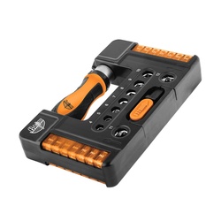 Отвертка реверсивная Варяг 86071 с набором бит и головок (38 предметов)