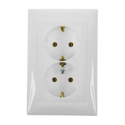 Розетка с/у Valena 694272, 2 гнезда, с/з, 16А, белая